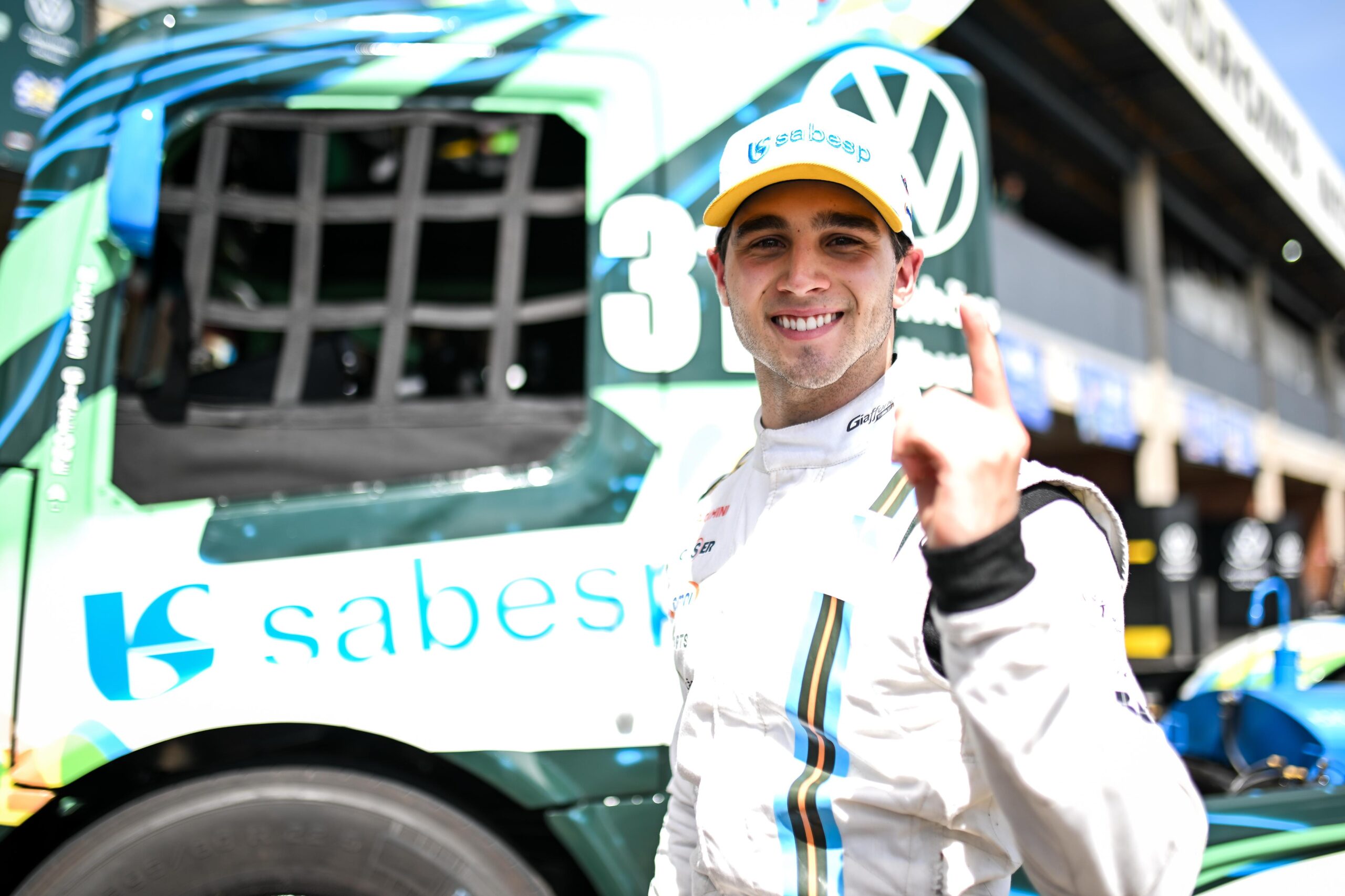 Nicolas Giaffone estreia com pole na Elite em Campo Grande