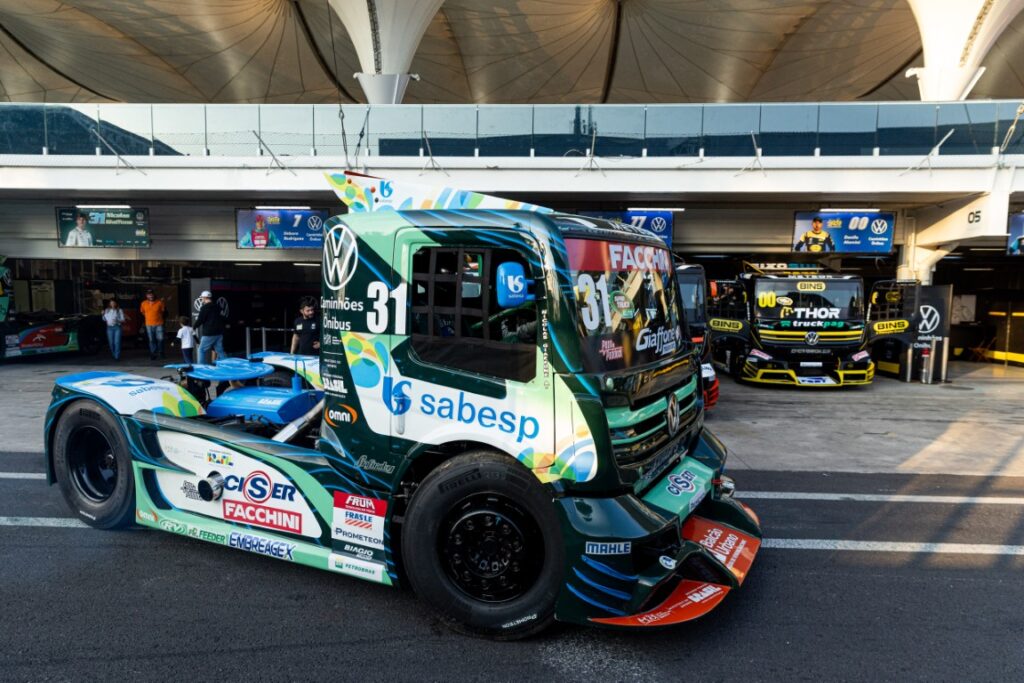 Nic Giaffone é o mais rápido do dia na Elite em Interlagos