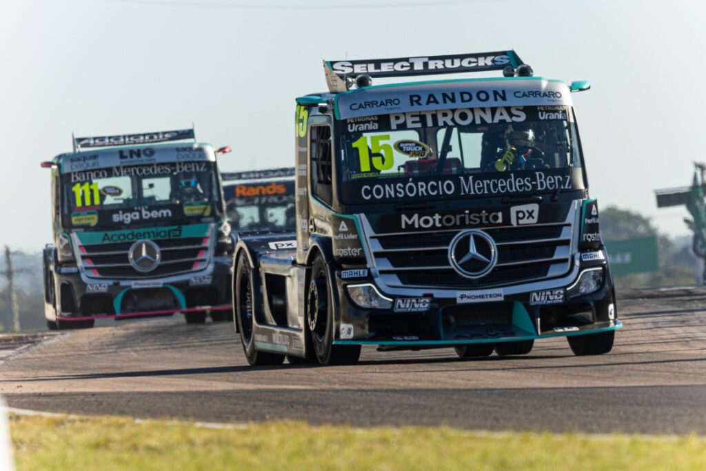 Roberval reitera domínio da Mercedes-Benz em Tarumã
