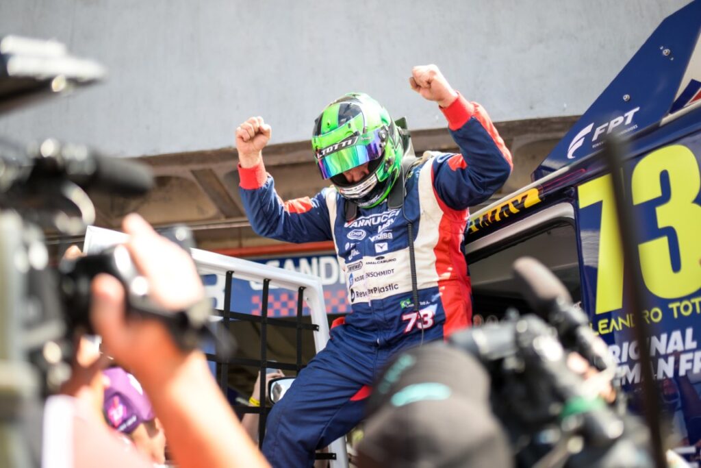 Leandro Totti consolida força com pole em Curvelo