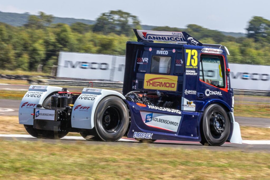 Campo Grande tem sexta-feira dominada por Totti e Nic Giaffone