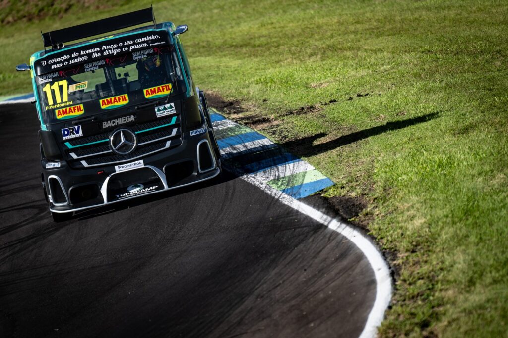 Pedro Perdoncini conserva top-5 após etapa desafiadora no RS